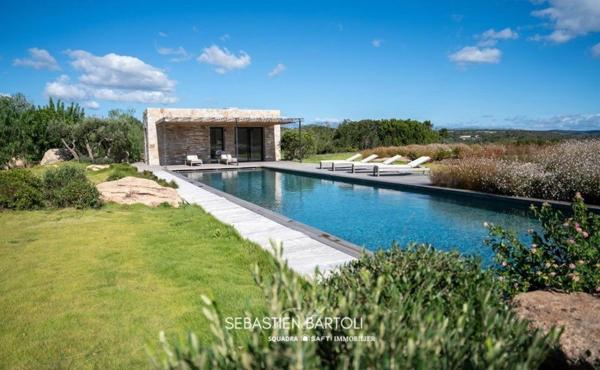 Villa vue mer prestige T7 350M2 avec piscine à Bonifacio