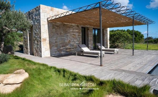 Villa vue mer prestige T7 350M2 avec piscine à Bonifacio