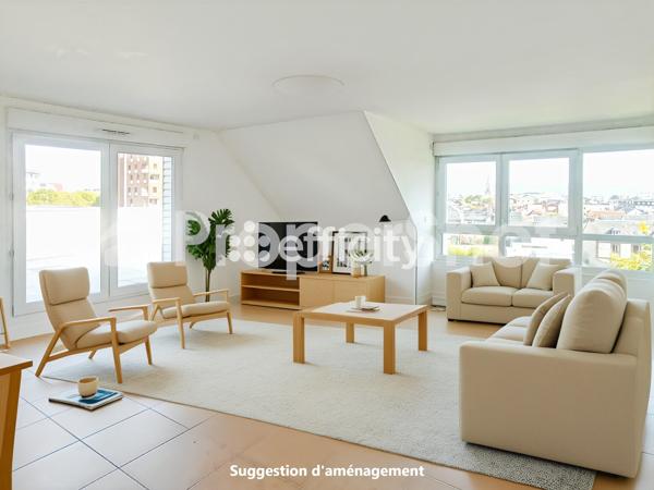Appartement
         4 pièces
        - 92 m² 270 000 € *