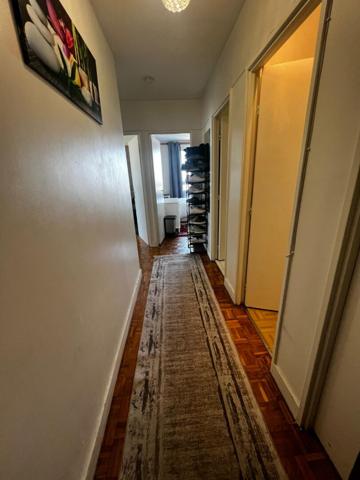 Très bonne rentabilité locative - Appartement très lumineux au 10 ème étage à Courbevoie 3 pièce(s) 51 m2