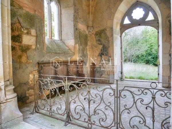 Château du XIIIe siècle, Monument Historique, à restaurer dans le Lot-et-Garonne