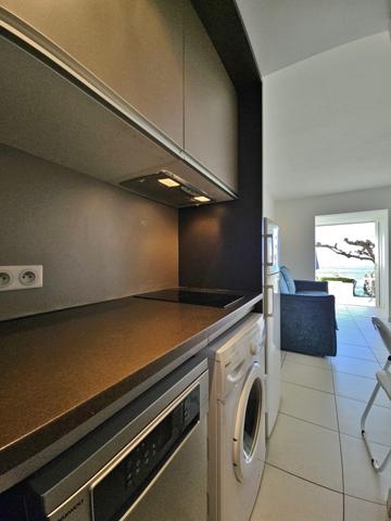 30 minutes d'AJACCIO - Immeuble de 6 appartements pieds dans l'eau Ajaccio (20000)