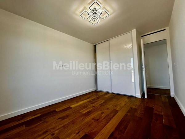 Appartement entièrement rénové vue mer