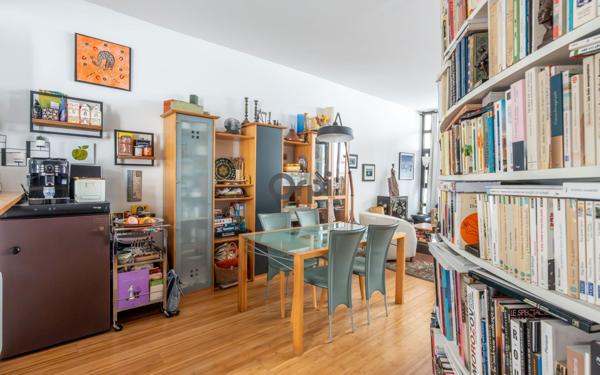 Appartement à vendre    3 pièces • 72,78 m2 Paris 20