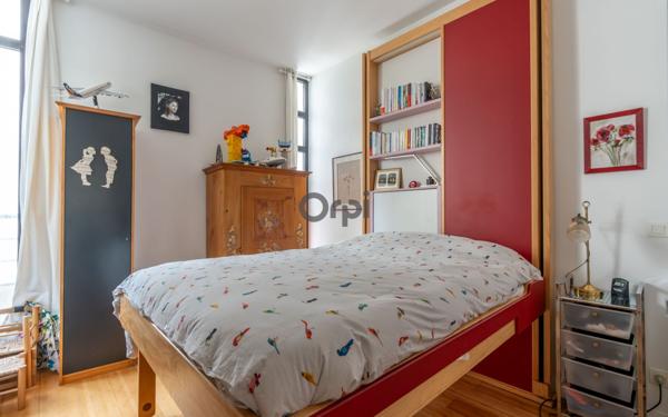 Appartement à vendre    3 pièces • 72,78 m2 Paris 20