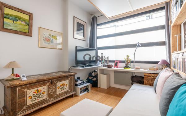Appartement à vendre    3 pièces • 72,78 m2 Paris 20