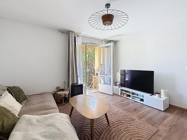 Fréjus Plage - Secteur recherché à 5 minutes à pied du bord de mer et du port