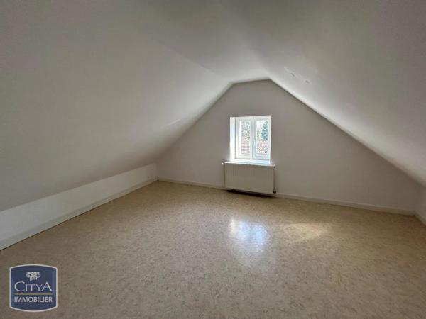 Maison à louer 5 pièces 93.77m²