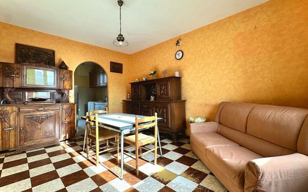 Maison à vendre    6 pièces •  Rieupeyroux