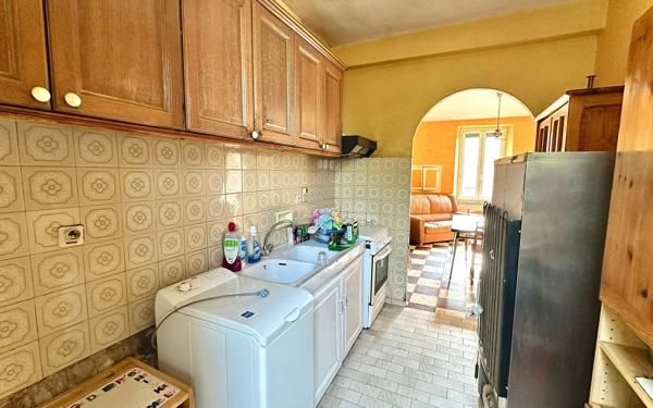 Maison à vendre    6 pièces •  Rieupeyroux