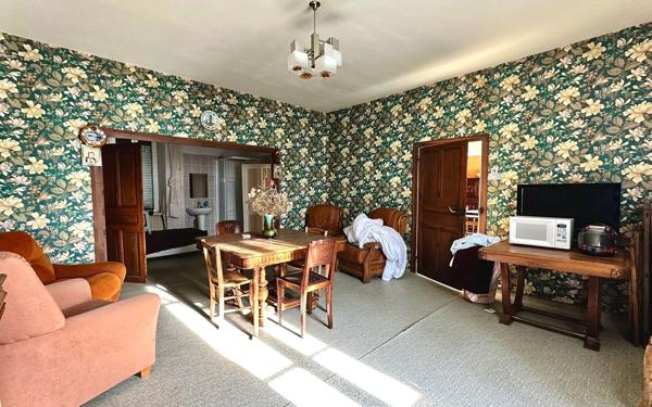 Maison à vendre    6 pièces •  Rieupeyroux