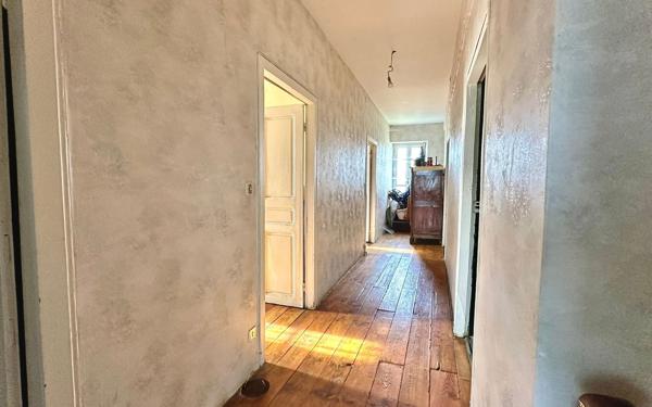 Maison à vendre    6 pièces •  Rieupeyroux