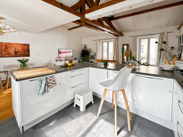 APPARTEMENT ANCIEN POISSY - 6 pièce(s) - 104.70 m2