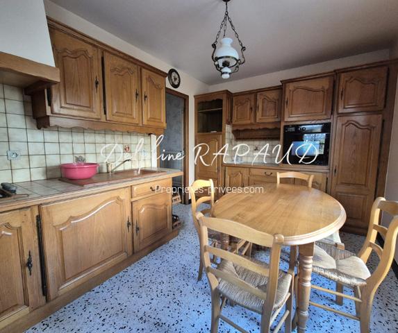 Maison de 110 m2 à Sablons Sur Huisne