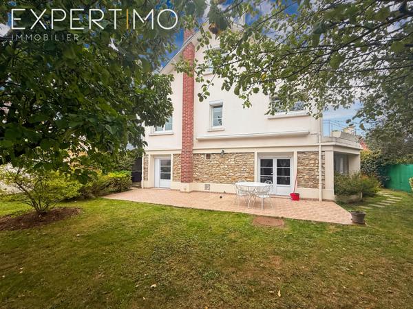 Margency (95580) Margency. Maison indépendante de 6 pièces.