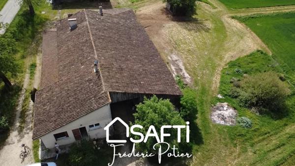 Corps de ferme avec 4 chambres et un fort potentiel