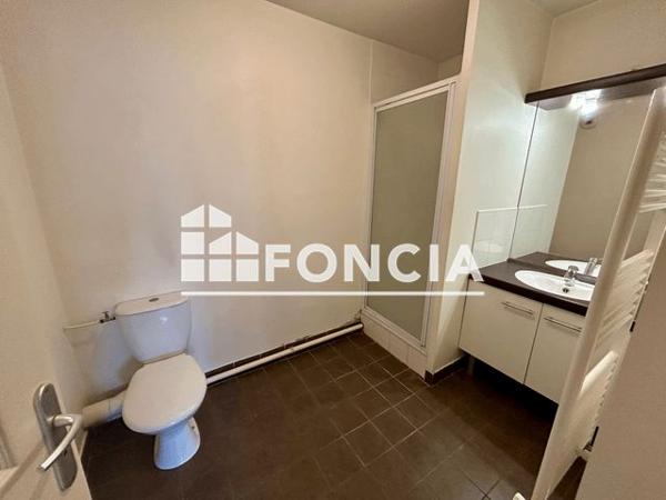 Location Appartement 2 pièces 42.19 m² - 59/69 RUE VERDUN Villeurbanne 69100