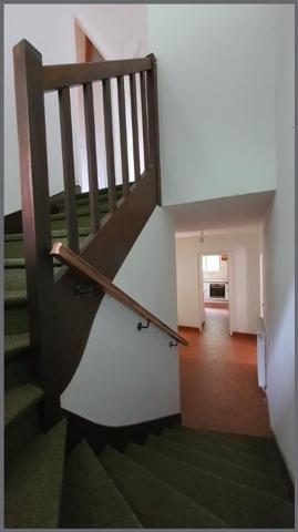 Maison de famille cossue, dépendance  en campagne avec 6600 m 2 de parc arboré, aux portes de Hede.