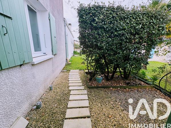 Maison à vendre 6 pièces 127 m² Saint-Pierre-d'Oléron