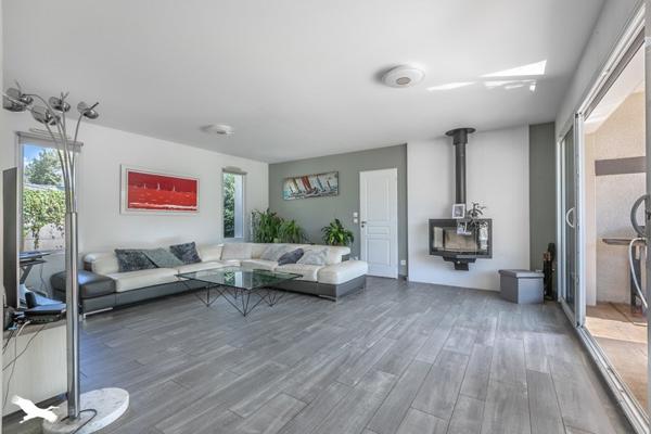 Maison à vendre |  Saint-Jean-d'Illac |  5 pièces | 155 m²