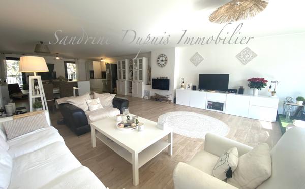 Saintes (17100) Rare Saintes Centre-Ville : Appartement 6 pièces traversant en dernier étage avec deux balcons