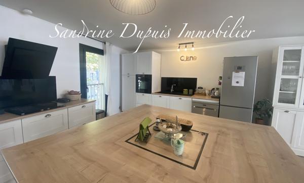 Saintes (17100) Rare Saintes Centre-Ville : Appartement 6 pièces traversant en dernier étage avec deux balcons