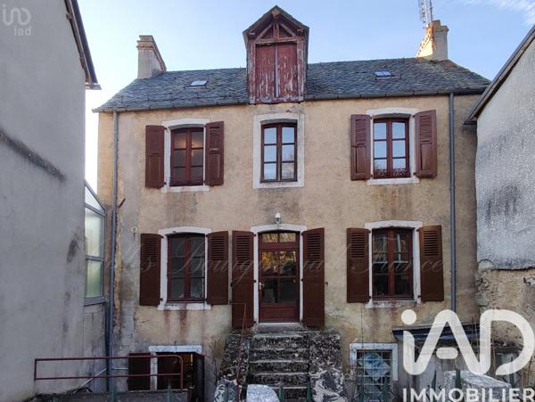 Maison à vendre 9 pièces 200 m² Peyre en Aubrac