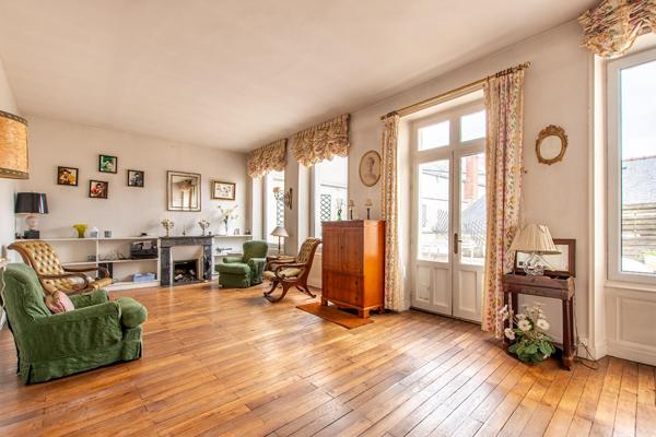 L’élégance d’un appartement de caractère avec terrasse secrète