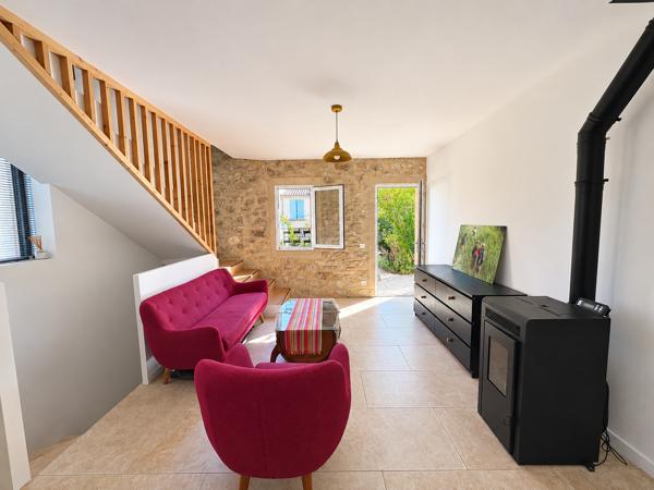 Maison
         5 pièces
        - 149 m² 399 000 €*