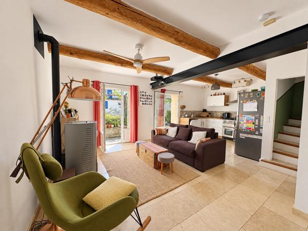 Maison
         5 pièces
        - 149 m² 399 000 €*