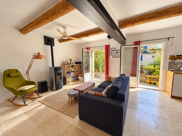 Maison
         5 pièces
        - 149 m² 399 000 €*