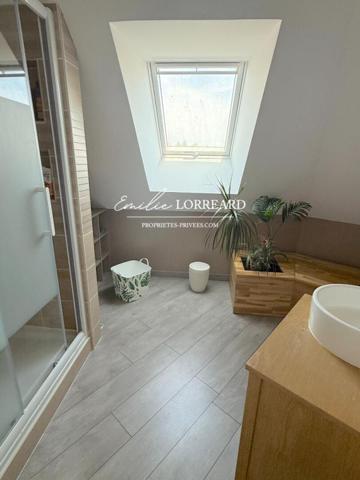 Maison Ecommoy 7 pièce(s) 160 m2