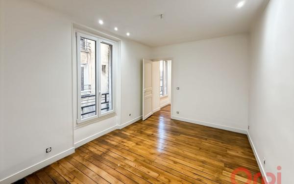 Appartement à vendre    2 pièces • 32,74 m2 Saint-Denis