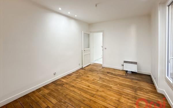 Appartement à vendre    2 pièces • 32,74 m2 Saint-Denis