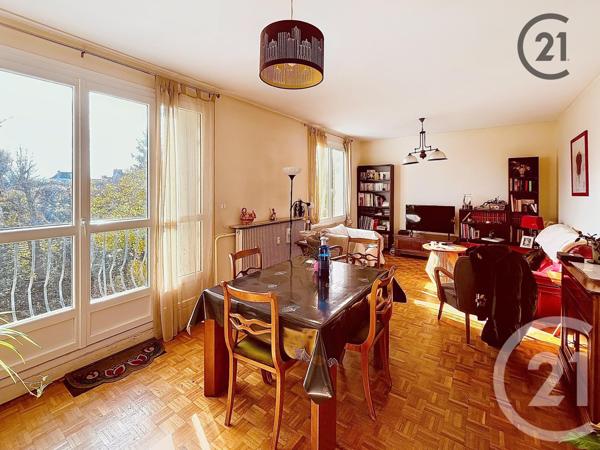 Appartement F4 à vendre  4 pièces - 83 m2 AUXERRE - 89