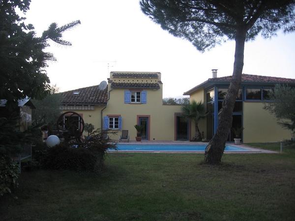 Maison MONTAUBAN 8 pièce(s) 250 m2