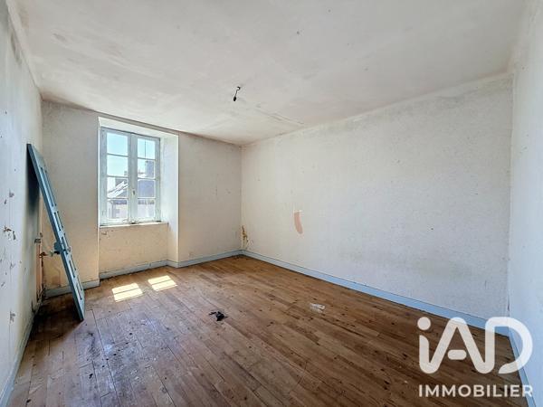 Immeuble à vendre 350 m² Uzel