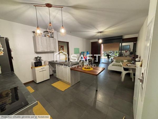 APPARTEMENT T2 EN RDC  AVEC PISCINE ET PARKING PRIVE