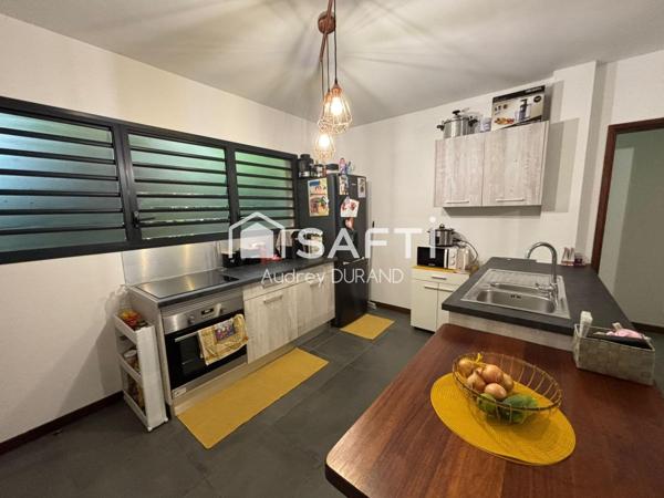 APPARTEMENT T2 EN RDC  AVEC PISCINE ET PARKING PRIVE