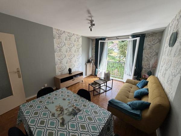 Appartement à louer 680 € CC Limoges 3 p 56 m² DPE E