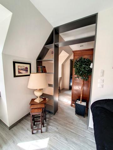 COUP DE COEUR à Neauphle Le Vieux : Appartement 2 pièces meublé de 61 m² avec parking