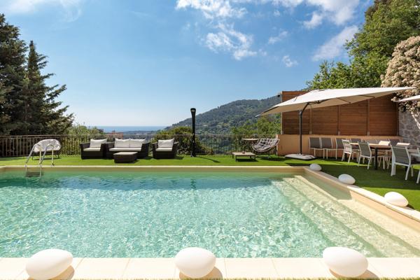 Villa vue mer, au calme absolu, proche de Monaco