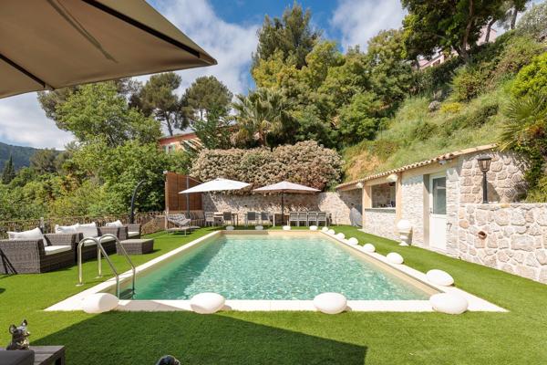 Villa vue mer, au calme absolu, proche de Monaco