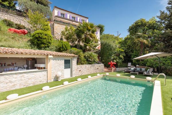 Villa vue mer, au calme absolu, proche de Monaco
