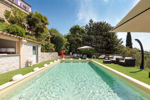 Villa vue mer, au calme absolu, proche de Monaco
