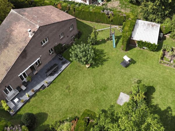Maison
         7 pièces
        - 194 m² Exclusivité 499 000 € *
