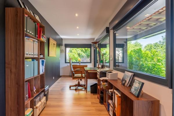 Vente Maison d'architecte Mont-Saint-Aignan 5 Pièces 190 m²