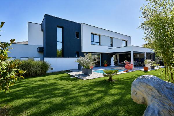 Vente Maison de luxe Templeuve-en-Pévèle 6 Pièces 217 m²