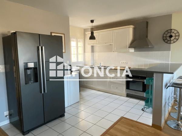 Location Appartement meublé 3 pièces 75.75 m² - 8 QUAI DU FORT DES TOURELLES Orleans 45100