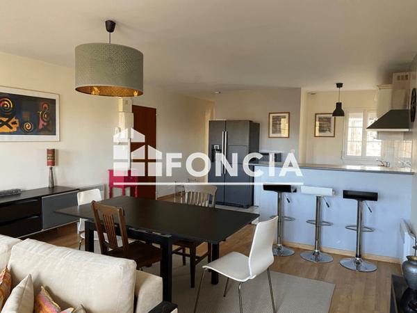 Location Appartement meublé 3 pièces 75.75 m² - 8 QUAI DU FORT DES TOURELLES Orleans 45100